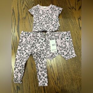 Hux Baby Pink Leopard Print Set